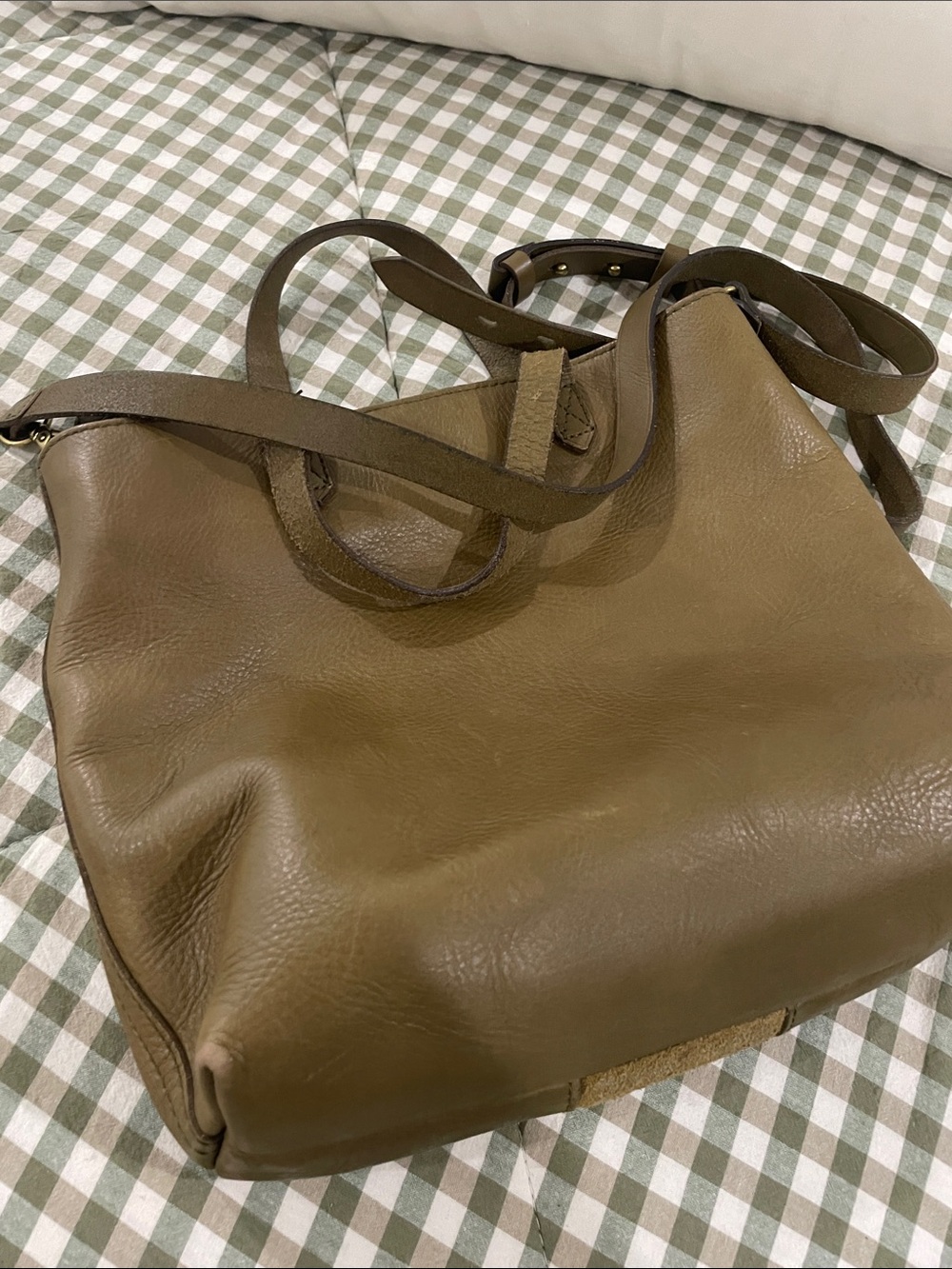 Madewell Olive Leather Tote with Center Suede Panel - Picture 2 of 8